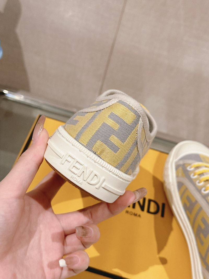 Fendi Low Shoes